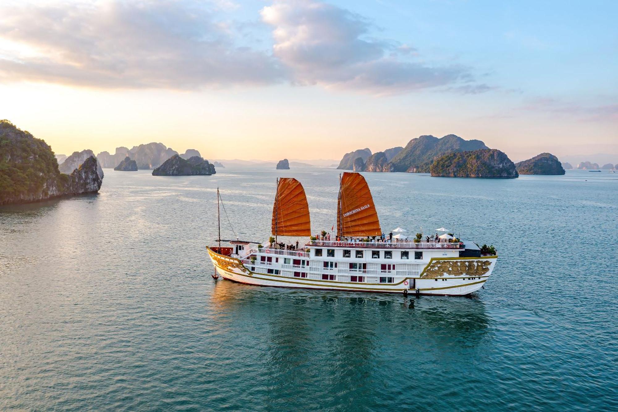 Hotel Indochina Sails Ha Long Bay Exterior foto