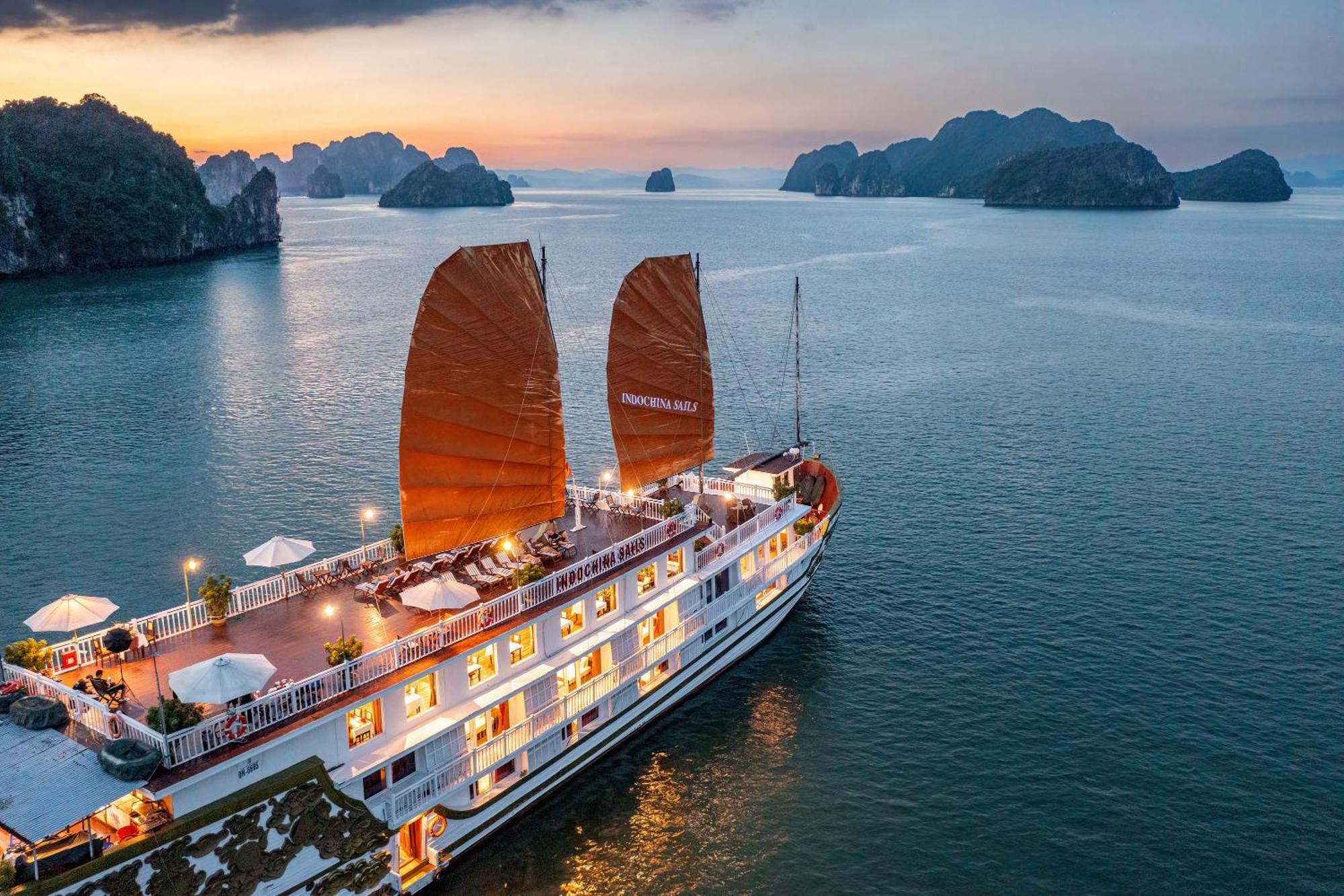 Hotel Indochina Sails Ha Long Bay Exterior foto