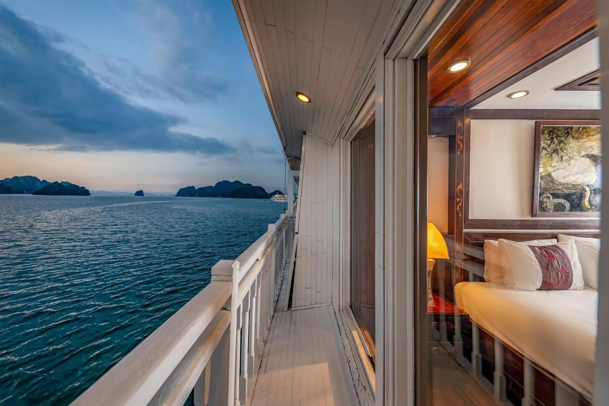 Hotel Indochina Sails Ha Long Bay Exterior foto